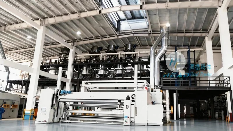 オランダ、アイントホーフェンにおけるゴムやプラスチック粉末材料の集中型密閉空気搬送の例